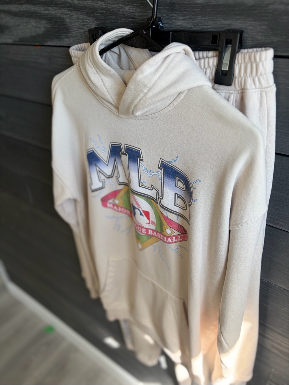 abercrombie kids Beige Hoodie and Sweatpants Set with MLB Graphic